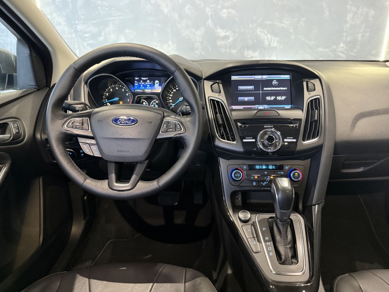 FOCUS 2.0 TITANIUM PLUS HATCH 16V FLEX 4P AUTO - 2016 - CAXIAS DO SUL