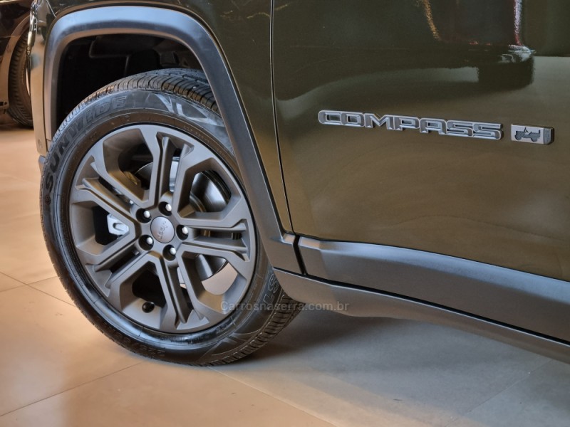 COMPASS 1.3 SERIE 80 ANOS 16V TURBO FLEX 4P AUTOMÁTICO - 2022 - CAXIAS DO SUL