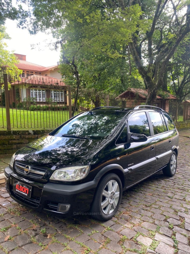 ZAFIRA 2.0 MPFI ELEGANCE 8V FLEX 4P MANUAL - 2009 - LAJEADO