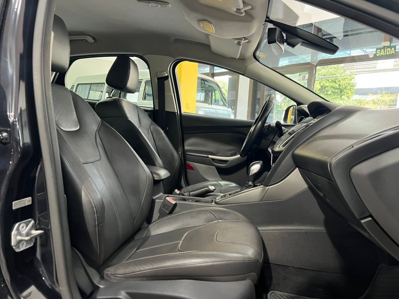 FOCUS 2.0 SE PLUS 16V FLEX 4P AUTOMÁTICO - 2016 - CAXIAS DO SUL