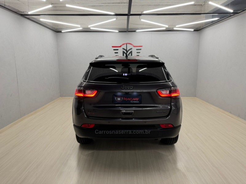 COMPASS 1.3 SERIE 80 ANOS 16V TURBO FLEX 4P AUTOMÁTICO - 2022 - CAXIAS DO SUL