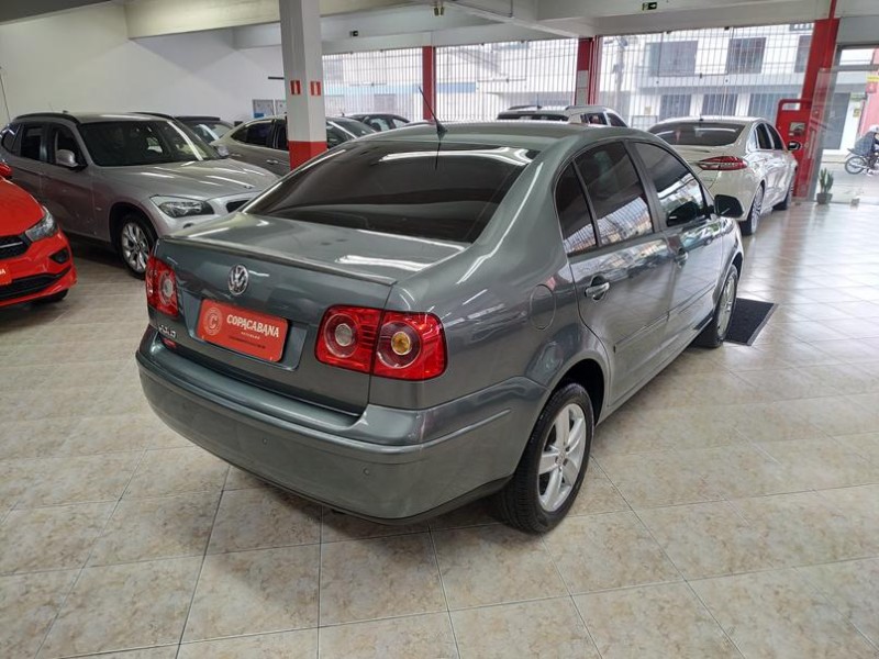 POLO SEDAN 1.6 MI 8V FLEX 4P MANUAL - 2011 - CAXIAS DO SUL