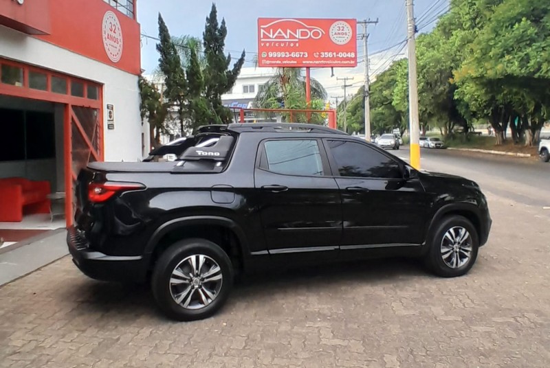 TORO 2.0 16V TURBO DIESEL FREEDOM 4WD AT9 AUTOMÁTICO - 2022 - ESTâNCIA VELHA