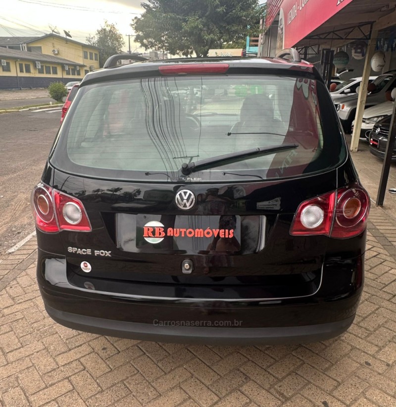 SPACEFOX 1.6 MI COMFORTLINE 8V FLEX 4P MANUAL - 2008 - PAROBé