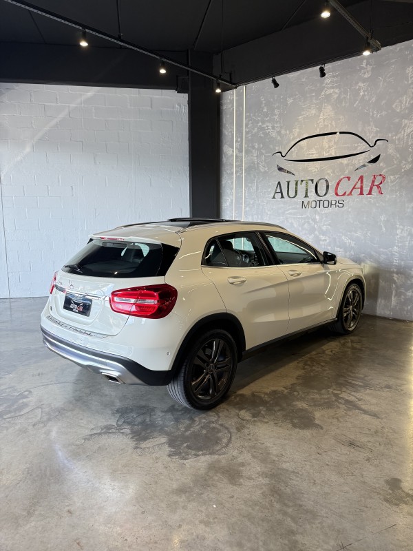 GLA 200 1.6 CGI VISION BLACK EDITION 16V TURBO GASOLINA 4P AUTOMÁTICO - 2015 - CAXIAS DO SUL