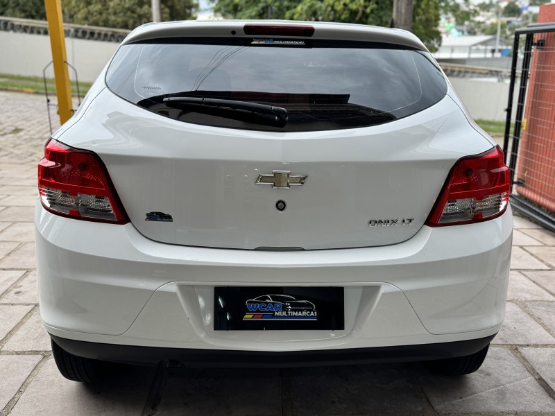 ONIX 1.0 LT PLUS 8V FLEX 4P MANUAL - 2014 - CAXIAS DO SUL