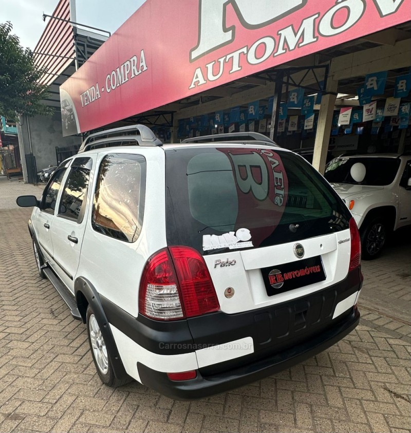 PALIO 1.8 MPI ADVENTURE WEEKEND 8V GASOLINA 4P MANUAL - 2005 - PAROBé