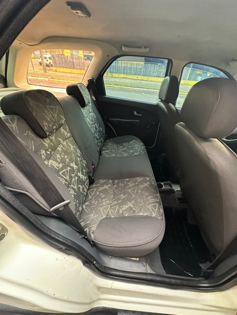 PALIO 1.8 MPI ADVENTURE WEEKEND 8V GASOLINA 4P MANUAL - 2005 - PAROBé