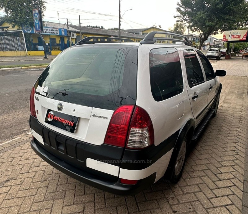 PALIO 1.8 MPI ADVENTURE WEEKEND 8V GASOLINA 4P MANUAL - 2005 - PAROBé