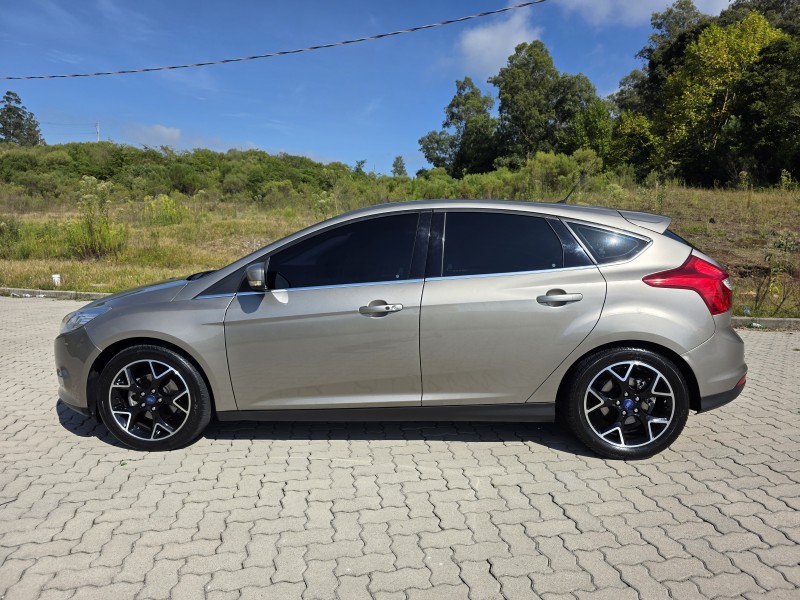 FOCUS 2.0 TITANIUM HATCH 16V FLEX 4P AUTOMÁTICO - 2015 - BENTO GONçALVES