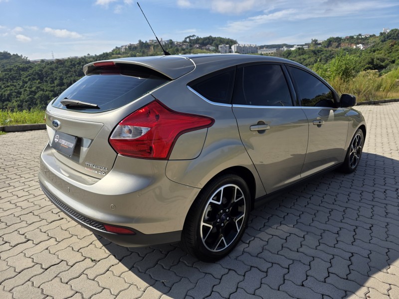 FOCUS 2.0 TITANIUM HATCH 16V FLEX 4P AUTOMÁTICO - 2015 - BENTO GONçALVES