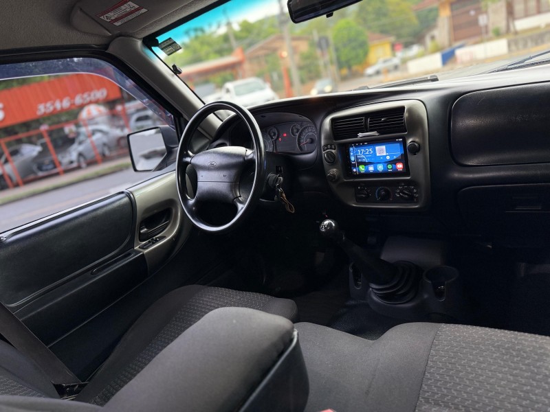 RANGER 3.0 XL 4X4 CD TURBO ELECTRONIC DIESEL 4P MANUAL - 2011 - TRêS COROAS