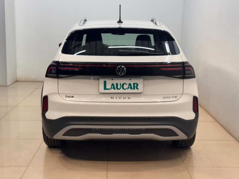 NIVUS 1.0 TSI HIGHLINE FLEX 4P AUTOMÁTICO - 2025 - CASCA