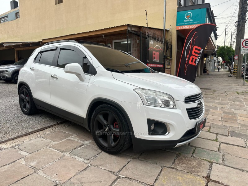 tracker 1.8 mpfi ltz 4x2 16v flex 4p automatico 2015 caxias do sul