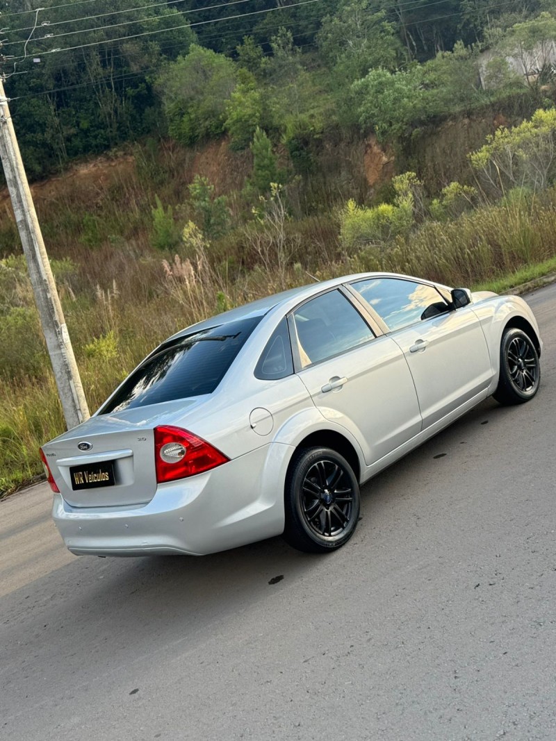 FOCUS 2.0 GLX 16V GASOLINA 4P MANUAL - 2012 - BENTO GONçALVES