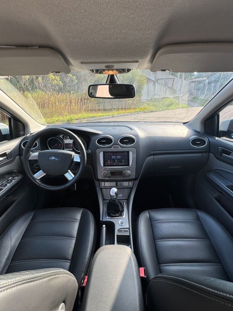 FOCUS 2.0 GLX 16V FLEX 4P MANUAL - 2011 - BENTO GONçALVES