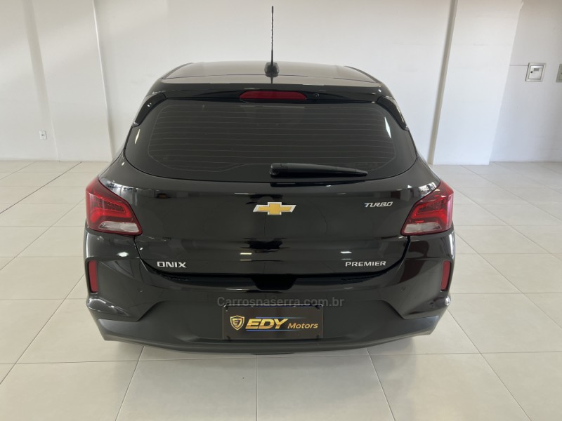 ONIX 1.0 PREMIER II 12V TURBO FLEX 4P AUTOMÁTICO - 2021 - BENTO GONçALVES