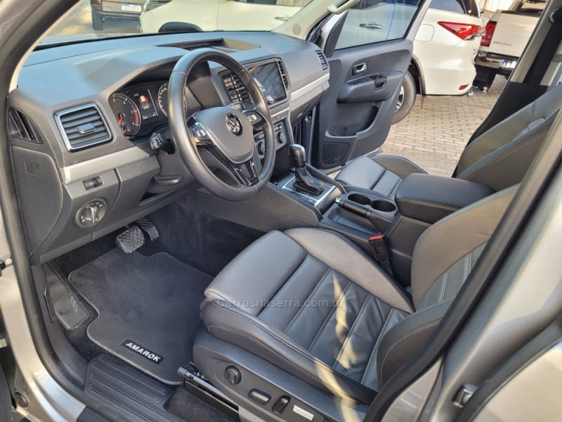 AMAROK 3.0 V6 TDI HIGHLINE CD DIESEL 4MOTION AUTOMÁTICO - 2023 - CAXIAS DO SUL