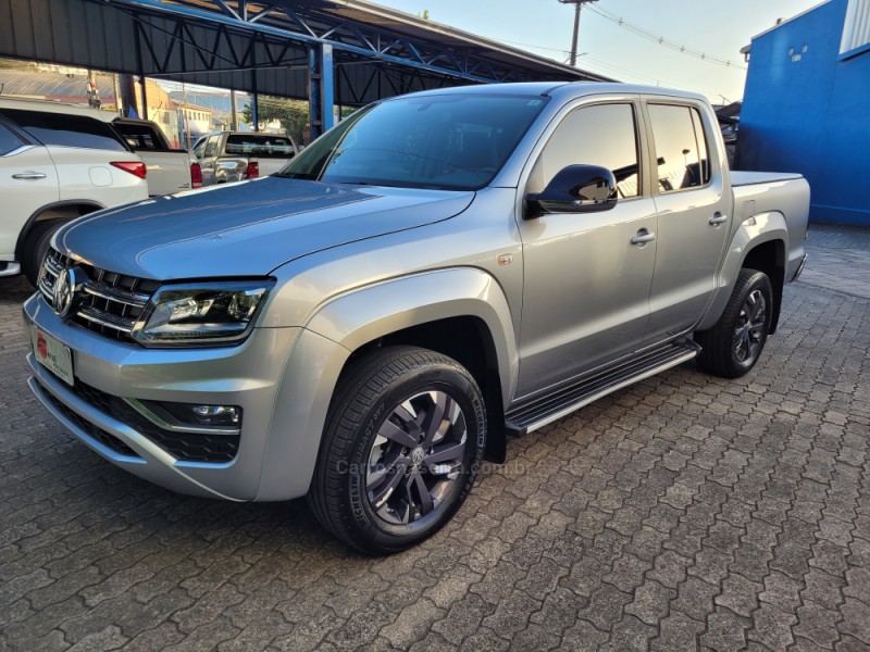 amarok 3.0 v6 tdi highline cd diesel 4motion automatico 2023 caxias do sul