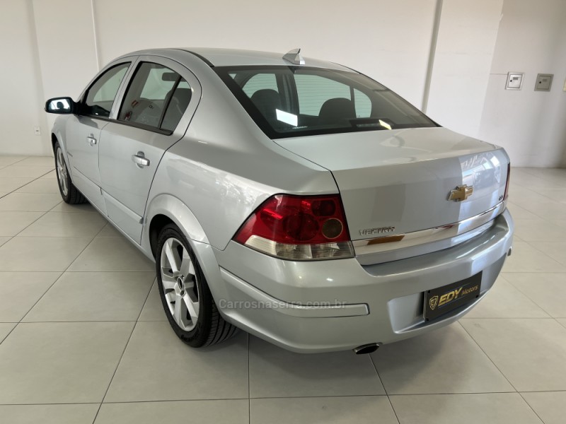 VECTRA 2.0 MPFI EXPRESSION 8V 140CV FLEX 4P MANUAL - 2010 - BENTO GONçALVES