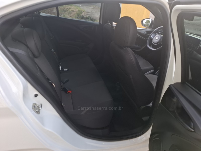 CRONOS 1.3 FIREFLY DRIVE S-DESIGN FLEX 4P MANUAL - 2022 - CAXIAS DO SUL