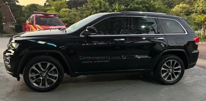 GRAND CHEROKEE 3.6 LIMITED 4X4 V6 24V GASOLINA 4P AUTOMATICO - 2018 - GRAMADO