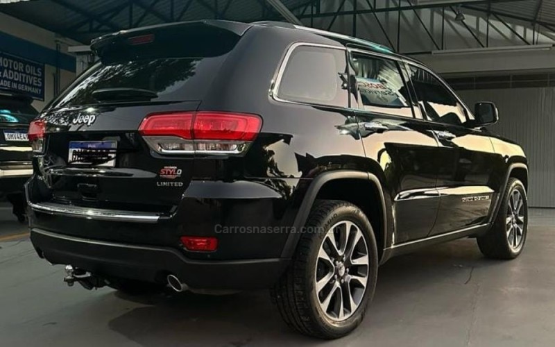 GRAND CHEROKEE 3.6 LIMITED 4X4 V6 24V GASOLINA 4P AUTOMATICO - 2018 - GRAMADO
