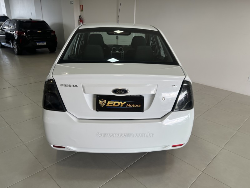 FIESTA 1.6 SE SEDAN 16V FLEX 4P MANUAL - 2014 - BENTO GONçALVES
