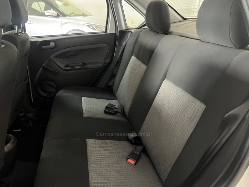 FIESTA 1.6 SE SEDAN 16V FLEX 4P MANUAL - 2014 - BENTO GONçALVES