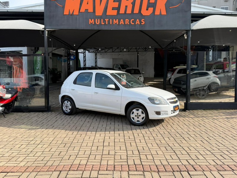 CELTA 1.0 MPFI LT 8V FLEX 4P MANUAL - 2012 - LAGOA VERMELHA