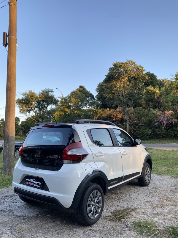 MOBI 1.0 TREKKING 8V FLEX 4P MANUAL - 2021 - CAXIAS DO SUL