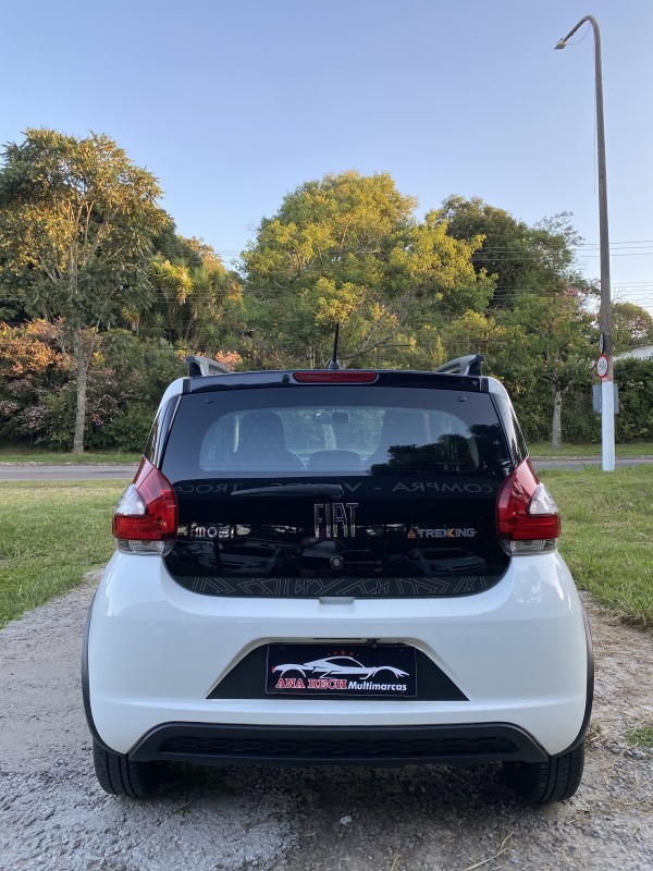 MOBI 1.0 TREKKING 8V FLEX 4P MANUAL - 2021 - CAXIAS DO SUL