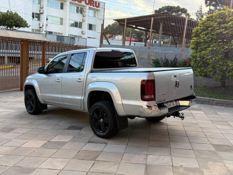 AMAROK 2.0 HIGHLINE 4X4 CD 16V TURBO INTERCOOLER DIESEL 4P AUTOMÁTICO - 2019 - CAXIAS DO SUL