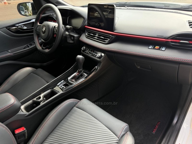 FASTBACK 1.3 ABARTH 270 TURBO FLEX 4P AUTOMÁTICO - 2026 - LAGOA VERMELHA