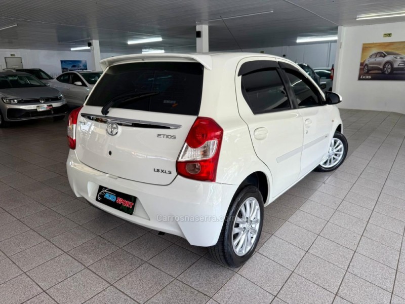 ETIOS 1.5 XLS 16V FLEX 4P MANUAL - 2014 - NOVO HAMBURGO