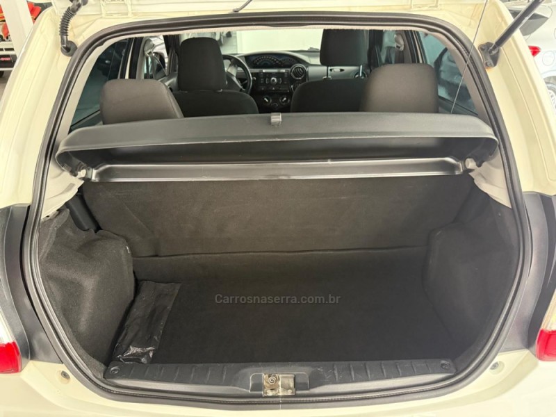 ETIOS 1.5 XLS 16V FLEX 4P MANUAL - 2014 - NOVO HAMBURGO