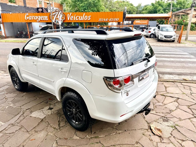 HILUX SW4 3.0 SRV 4X4 CD 16V TURBO INTERCOOLER DIESEL 4P AUTOMÁTICO - 2013 - TRêS COROAS