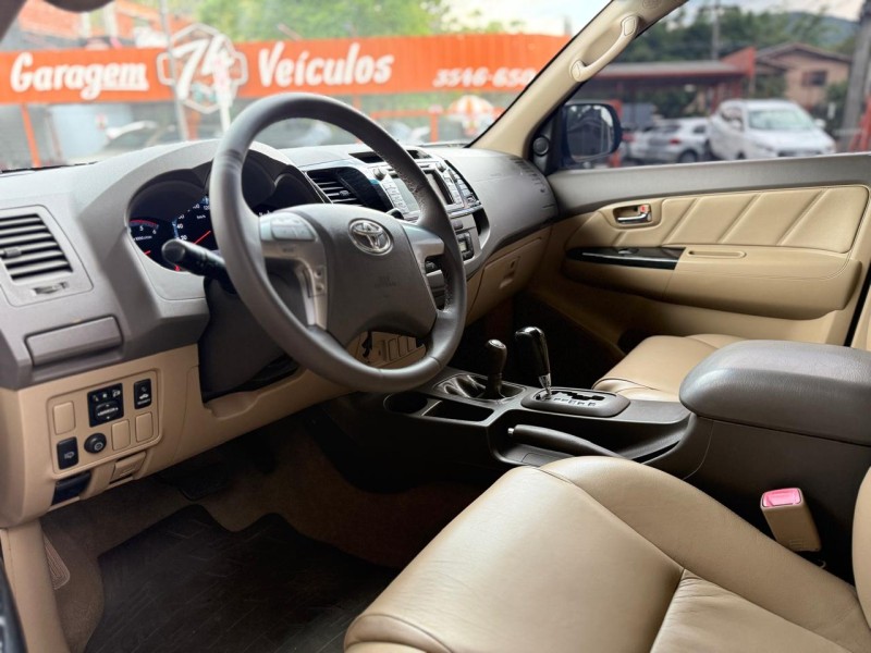 HILUX SW4 3.0 SRV 4X4 CD 16V TURBO INTERCOOLER DIESEL 4P AUTOMÁTICO - 2013 - TRêS COROAS