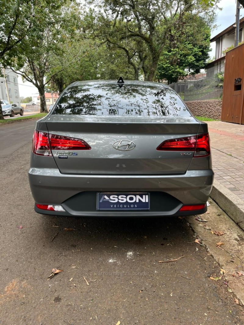 HB20S 1.0 PLATINUM 12V TURBO FLEX 4P AUTOMÀTICO - 2022 - ERECHIM