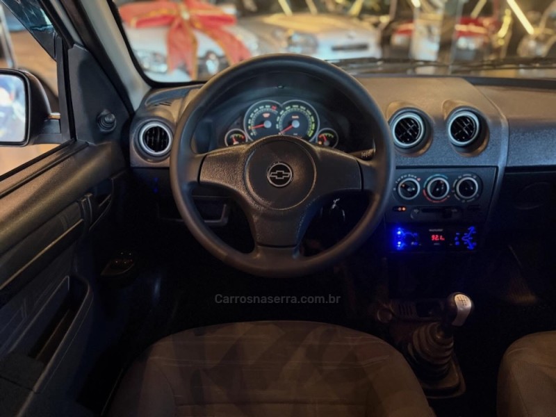 PRISMA 1.4 MPFI LT 8V FLEX 4P MANUAL - 2010 - NOVO HAMBURGO