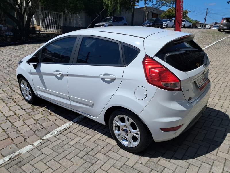 FIESTA 1.6 SEL HATCH 16V FLEX 4P AUTOMÁTICO - 2017 - CAXIAS DO SUL