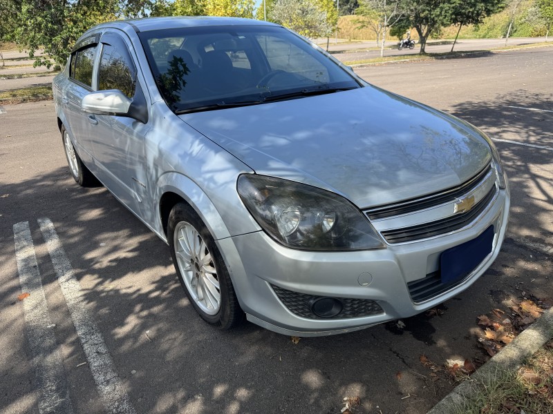 VECTRA 2.0 MPFI EXPRESSION 8V 140CV FLEX 4P MANUAL - 2011 - BENTO GONçALVES