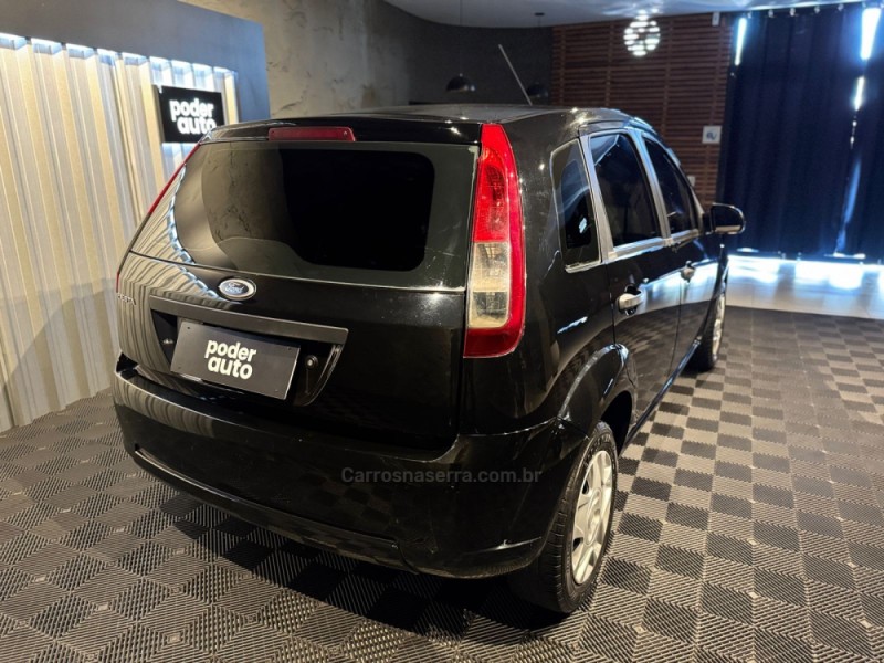 FIESTA 1.0 MPI FIRST HATCH 8V FLEX 4P MANUAL - 2012 - FARROUPILHA