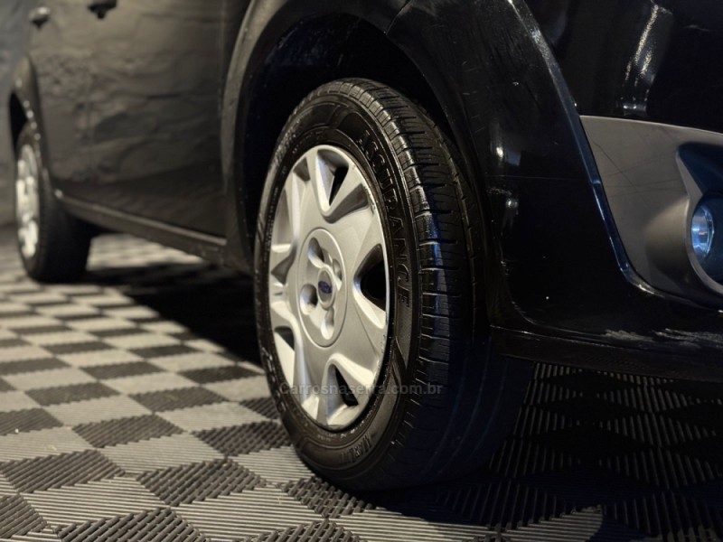 FIESTA 1.0 MPI FIRST HATCH 8V FLEX 4P MANUAL - 2012 - FARROUPILHA