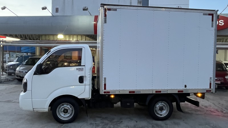BONGO 2.5 K-2500 4X2 CS TURBO DIESEL 2P MANUAL - 2020 - CAXIAS DO SUL
