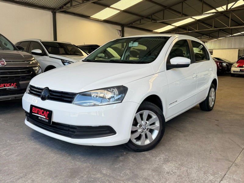 VOLKSWAGEN - GOL - 2014/2015 - Branca - R$ 42.900,00