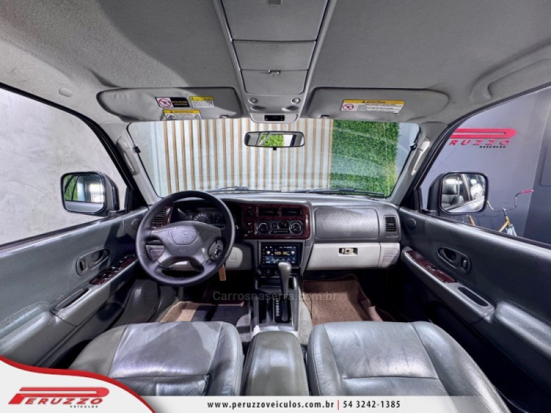 PAJERO SPORT 3.0 SE 4X2 V6 24V GASOLINA 4P AUTOMÁTICO - 2002 - NOVA PRATA