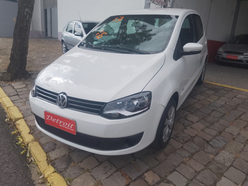 FOX 1.6 MI ITREND 8V FLEX 4P MANUAL - 2013 - CAXIAS DO SUL