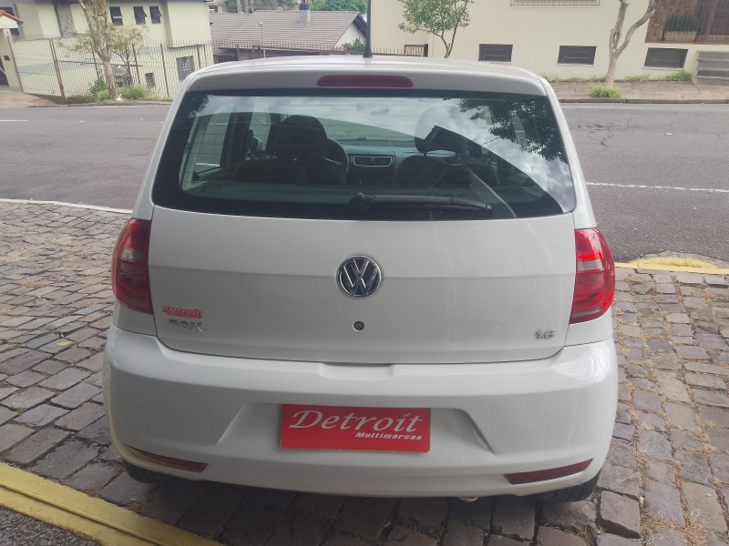 FOX 1.6 MI ITREND 8V FLEX 4P MANUAL - 2013 - CAXIAS DO SUL