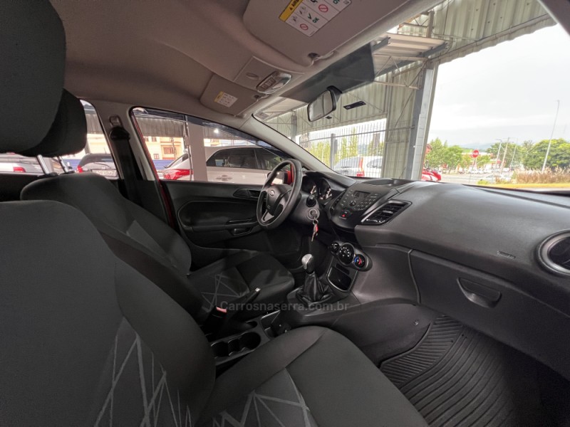 FIESTA 1.5 S HATCH 16V FLEX 4P MANUAL - 2015 - BOM PRINCíPIO